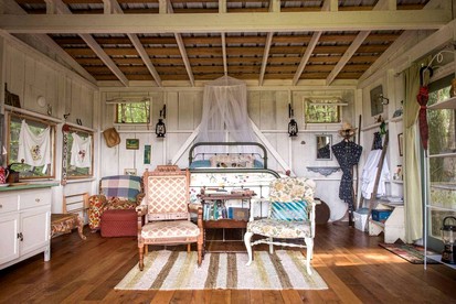 Amazing Tiny House Rental for Unique Romantic Getaways in Tennessee - Grandview, Tennessee - glamping.directory