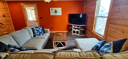 Lustrous Modern Cabin Oasis Near Moosehead Lake, Maine - Greenville, Maine - glamping.directory