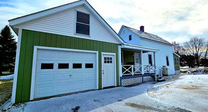 Lustrous Modern Cabin Oasis Near Moosehead Lake, Maine - glamping.directory