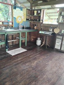 Secluded Cabin with Private Deck Overlooking Organic Garden in Pahoa, Hawaii - Pahoa, Hawaii - glamping.directory