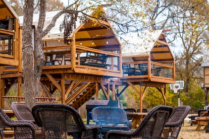 Creekside Cabin with a Hot Tub for a Texas Glamping Holiday in Geronimo - glamping.directory