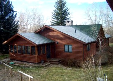 Secluded Cabin Rental for a Whitewater Rafting Getaway in Absarokee, Montana - glamping.directory