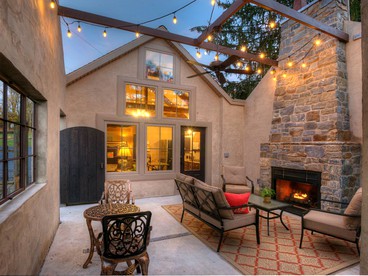 Elegant Farm Cottage Rental for a Countryside Getaway near Lancaster, Pennsylvania - Columbia, Pennsylvania - glamping.directory