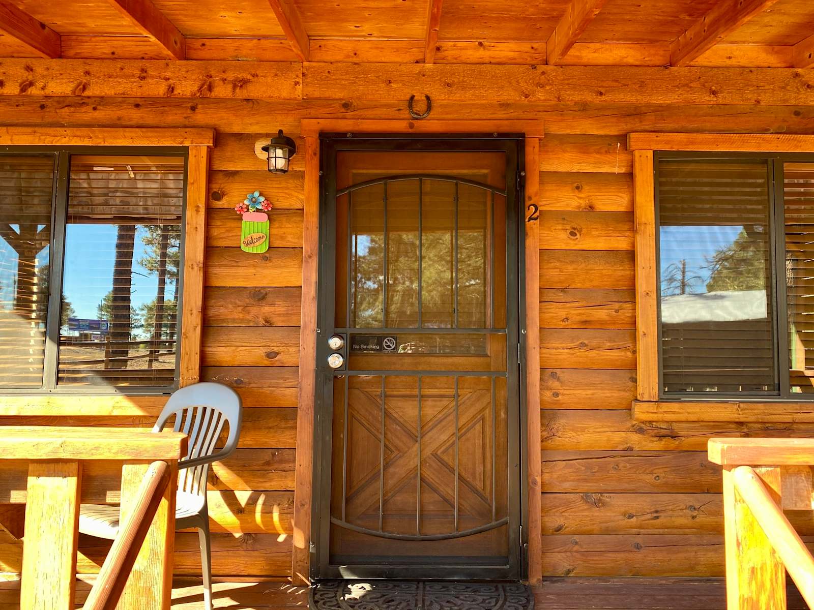 Big Pine Cabins - Overgaard, Arizona - glamping.directory
