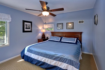 Enormous and Luxurious Cabin Rental for Amazing Getaways near the Great Smoky Mountains, Tennessee - Gatlinburg, Tennessee - glamping.directory