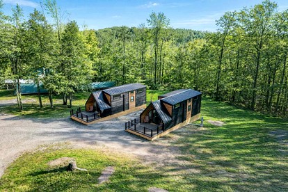 Gorgeous Modern Tiny House on an Incredible Campground for a Unique Getaway near Wellsboro, Pennsylvania - Wellsboro, Pennsylvania - glamping.directory