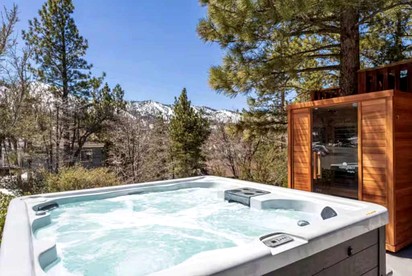 Ultimate Comfort: Cabin with Hot Tub near Big Bear Lake, California - San Bernardino, California - glamping.directory