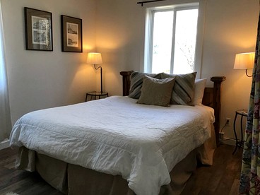 A Slice of Paradise: Your Ultimate Retreat at a Beautifully Restored Farmhouse near Aspen - Carbondale, Colorado - glamping.directory