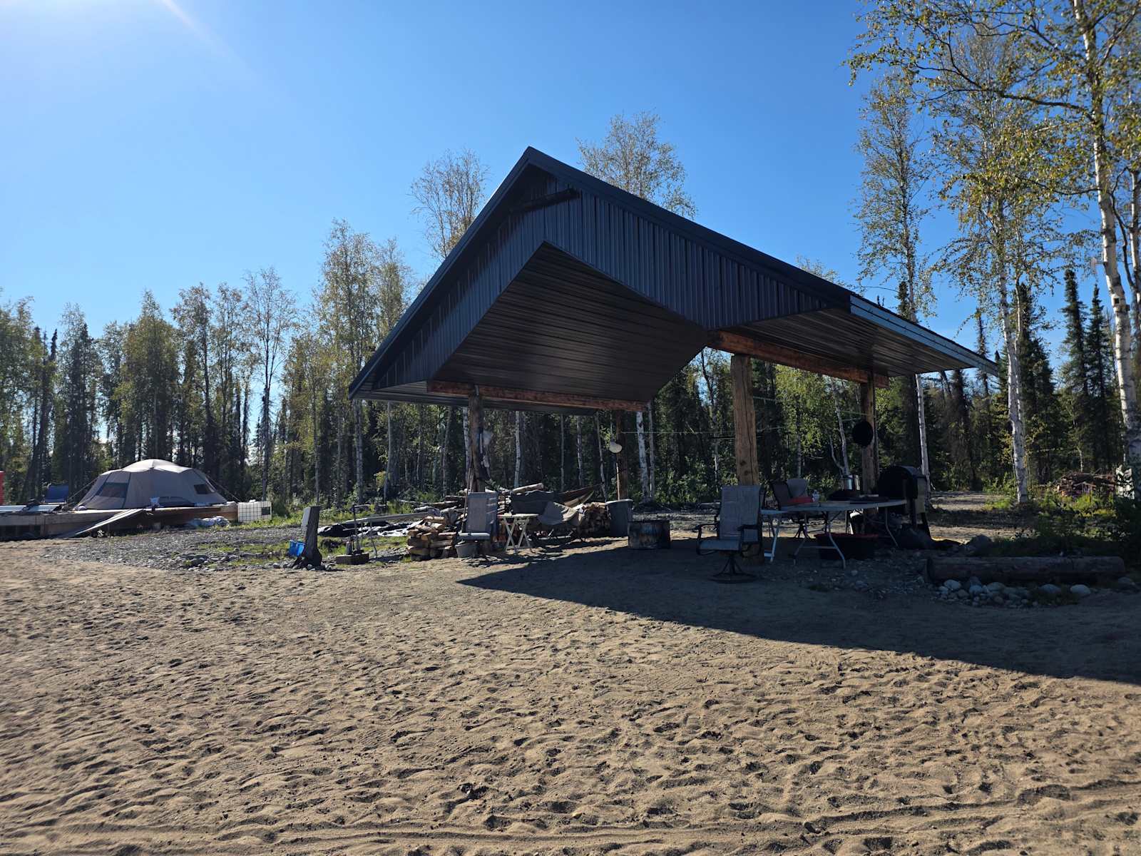 Hidden Creek Retreat - 28 Acres - Talkeetna, Alaska - glamping.directory