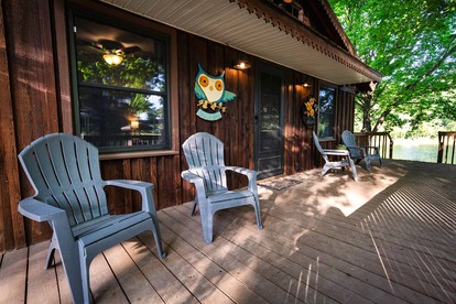 Rustic, Pet Friendly Cabin near East Fork Lake, Olney, Illinois - Olney, Illinois - glamping.directory