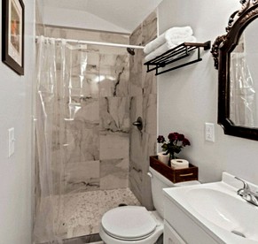 Cozy Tiny House for Glamping in Alabama - Notasulga, Alabama - glamping.directory