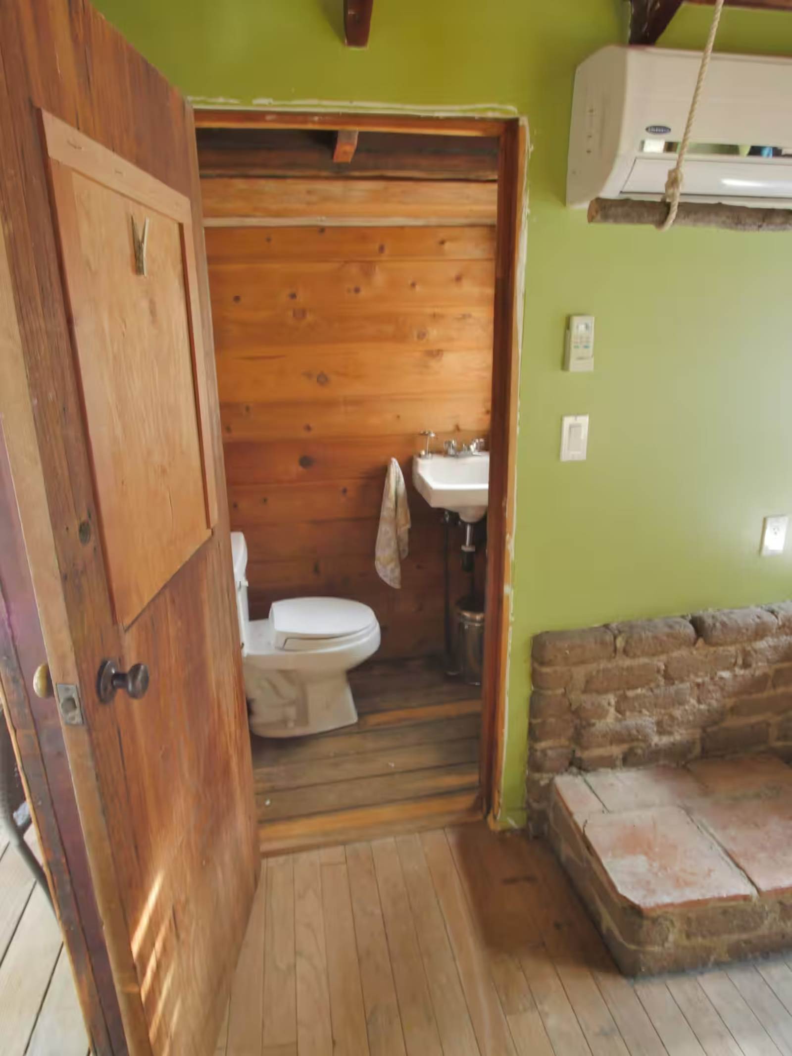 Topanga Cabins - Topanga, California - glamping.directory