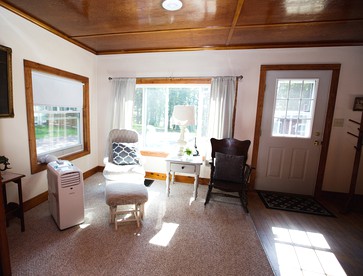 Spacious Modern Cabin with a Fire Pit near Apostle Islands in Wisconsin - Ashland, Wisconsin - glamping.directory