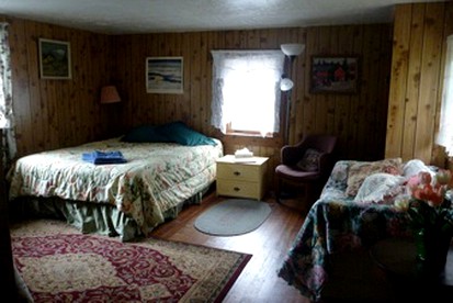 Charming Cottage Rental on a Working Farm near Anchor Point, Alaska - Homer, Alaska - glamping.directory