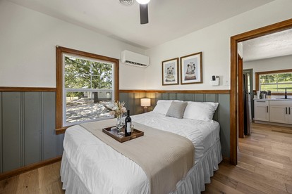 Private Nature Escape: Wooden Cabin with Lake Views in Madill, Oklahoma - Madill, Oklahoma - glamping.directory
