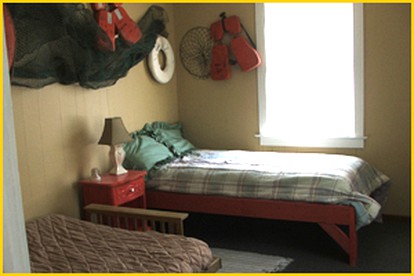 Charming Cabin with Boat Launch on the Mississippi River near New Orleans, Louisiana - Port Sulphur, Louisiana - glamping.directory