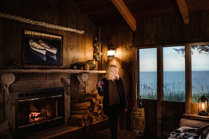 Rustic and Comfortable Beach House for a Vacation in Alaska - Seldovia, Alaska - glamping.directory