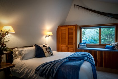 Rustic and Comfortable Beach House for a Vacation in Alaska - Seldovia, Alaska - glamping.directory