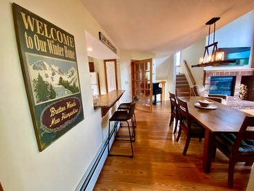 Fabulous Cabin in the White Mountains for Group Getaways - Carroll, New Hampshire - glamping.directory