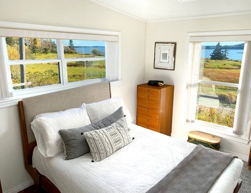 Pet-Friendly Cottage and Refurbished Boat Lounge with Ocean Views in Machiasport, Maine - Machiasport, Maine - glamping.directory