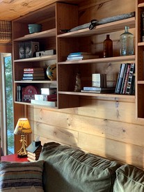 Adorable Water Cabin with Dock and Modern Interior in Maine - Greenville, Maine - glamping.directory