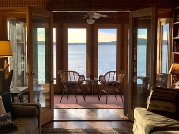 Adorable Water Cabin with Dock and Modern Interior in Maine - Greenville, Maine - glamping.directory