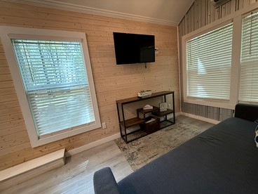 Tranquil Boutique Nature Resort with Modern Glamptainers near State Parks in Albrightsville, PA - Albrightsville, Pennsylvania - glamping.directory