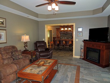 Luxurious Vacation Rental near St. Lawrence River in Upstate New York - Cape Vincent, New York - glamping.directory