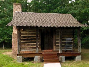 Romantic Log Cabin Getaway on a Farm near Texarkana, Arkansas - glamping.directory