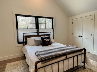 Gorgeous Cottage with Barbecue and Great Forest Sights in North Conway, New Hampshire - North Conway, New Hampshire - glamping.directory