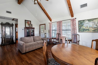 Secluded Pet Friendly Cabin in Fredericksburg, Texas - Fredericksburg, Texas - glamping.directory