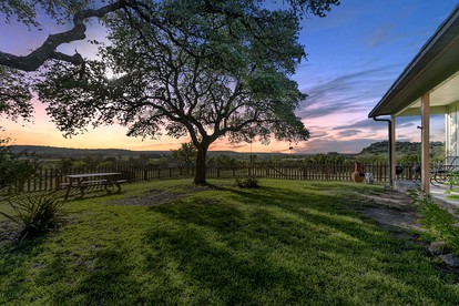 Secluded Pet Friendly Cabin in Fredericksburg, Texas - Fredericksburg, Texas - glamping.directory