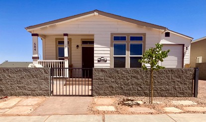 Rustic Cottage Rental in Lake Powell, Arizona, Perfect for a Weekend Getaway - Page, Arizona - glamping.directory