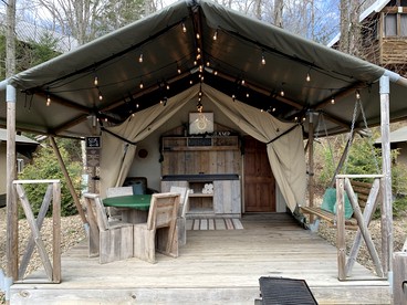 Fantastic Safari Tent Ideal for Outdoor Activities in Gatlinburg, Tennesse - glamping.directory