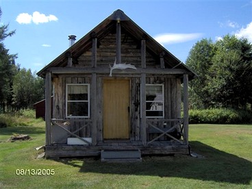 Rustic Cabin Rental with Excellent Hiking Trail Access near Augusta, Maine - glamping.directory