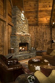 Impressive Luxury Barn Rental with Modern Features Set on Lake Superior, Wisconsin - Maple, Wisconsin - glamping.directory