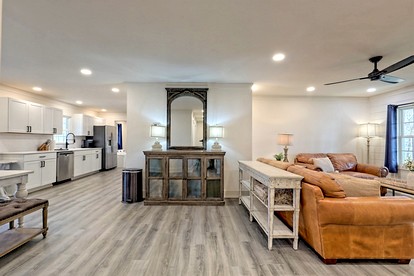 Serene Cottage with Remodeled Interior and Gorgeous Pastures Views in Georgia - Clarkesville, Georgia - glamping.directory