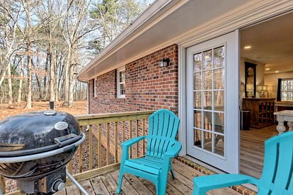 Serene Cottage with Remodeled Interior and Gorgeous Pastures Views in Georgia - Clarkesville, Georgia - glamping.directory