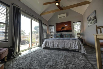 Charming Cabin Rental with a Private Hot Tub near Canyon Lake, Texas - Wimberley, Texas - glamping.directory