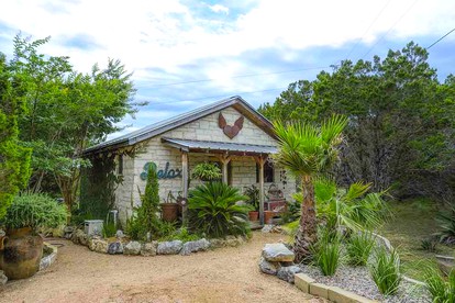 Charming Cabin Rental with a Private Hot Tub near Canyon Lake, Texas - Wimberley, Texas - glamping.directory