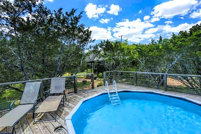 Charming Cabin Rental with a Private Hot Tub near Canyon Lake, Texas - Wimberley, Texas - glamping.directory