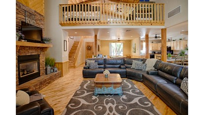Mountain Escape in Pinetop, AZ - Pinetop, Arizona - glamping.directory