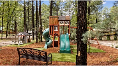 Mountain Escape in Pinetop, AZ - Pinetop, Arizona - glamping.directory