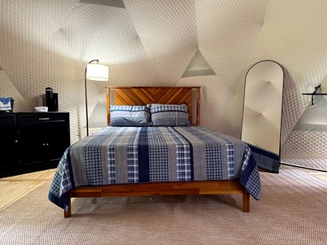 Enchanting Dome Retreat by the Mountain and River in the Heart of New York’s Catskills - Gilboa, New York - glamping.directory