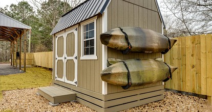 Peaceful Lakeside Covered Airstream with Firepit & Kayaks Near Centre, AL - Centre, Alabama - glamping.directory