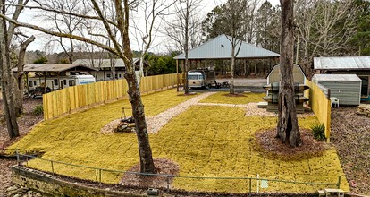 Peaceful Lakeside Covered Airstream with Firepit & Kayaks Near Centre, AL - Centre, Alabama - glamping.directory