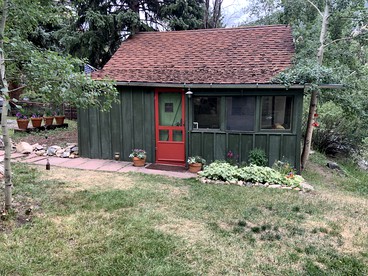 Romantic Hideaway Cottage on Clear Creek in Georgetown, Colorado - glamping.directory