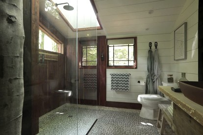 Romantic Tree House near Chattanooga in the North Georgia Woodlands - Flintstone, Georgia - glamping.directory