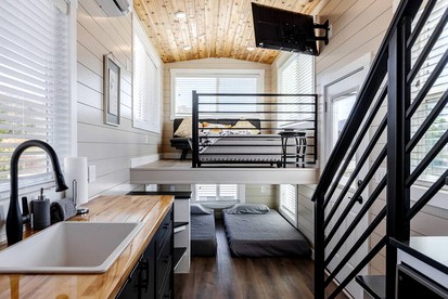 Scenic Retreat: Tiny House with Hot Tub in the Countryside Near Zion National Park, Utah - Apple Valley, Utah - glamping.directory