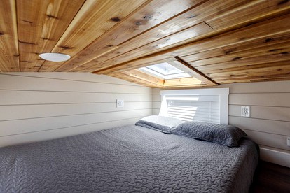 Scenic Retreat: Tiny House with Hot Tub in the Countryside Near Zion National Park, Utah - Apple Valley, Utah - glamping.directory